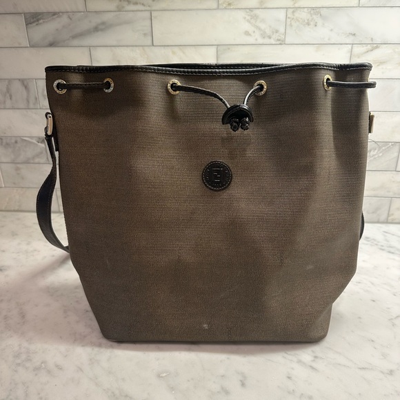 Vintage FENDI Bucket Bag - Picture 2 of 10
